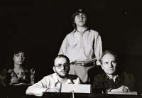 Miloslav Nekvasil s Josefem Kostřibou a Petrem Matáskem při zkoušce opery Veronika / Ostrava / 1991