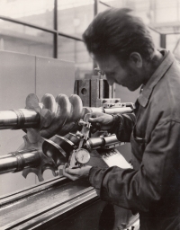 Antonín Kábele at work