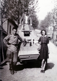 Red Army soldier with a local girl (May 1945 in Luka nad Jihlavou)