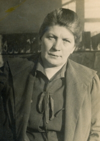Míla Masaryková-Slavíčková, Charlotta´s grandmother, in Rybná nad Zdobnicí; the late 40s 