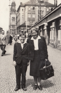 Ivan Vrána with his mother in Prague, 1959