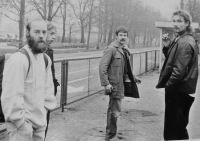 Při cestě na festival ve Wroclawi v roce 1989 (vlevo kamarád Radomír Daněk)