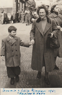 Mewes in Karlovy Vary in 1954