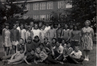 Libor Grubhoffer at elementary school (in the middle of the second row)