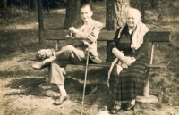 1946, Stráž pod Ralskem, father Jaroslav Bejlek with his mother-in-law