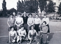 1957/58, the beginnings of playing ice-hockey