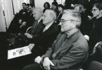 Vyhlášení stavby století - zleva Zdeněk Patrman, Karel Hubáček, Miroslav Masák, duben 2000