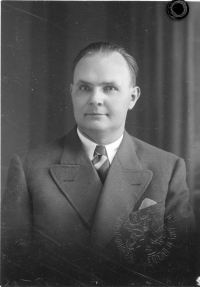MUDr. Josef Hlobil