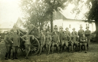 Skupina italských legionářů (Josef Hlobil šestý zleva), 1918