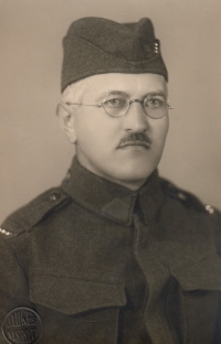 Děd z otcovy strany - četař ČSL armády během mobilizace 1938