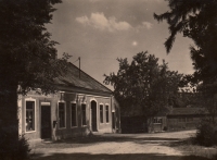 The inn in Oldřiš u Poličky which the witness`s parents ran during his childhood 