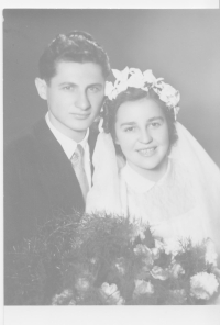 Wedding photo, Jaromíra and Miroslav Ekart, 1953