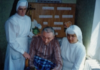 Jarmila Koslovská /on the right/ - nurse of priests in Moravec, 1988