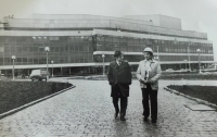 Josef Šnejdar (left) as the chief engineer of the Průmstav site plant for the Palace of Culture project