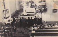 Inside the Saint Anne church in Andělka. The first boy running along the pews is Bedřich's friend Jirka, the other boy is Bedřich Hanauer Jr. himself