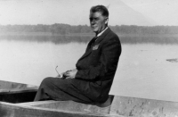 Karel Pexidr´s father; 1952