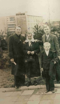 Mother Aloisie (centre), a relative to her left, and father František and their son Miroslav to her right