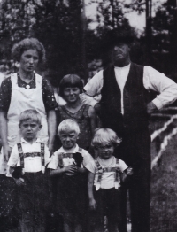 Dalibor Motejlek s rodinou