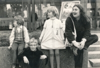 S dětmi v roce 1978