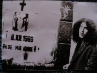 Lennonova zeď, pražská Kampa, prosinec 1985