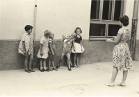 Jana Vozárová - school practice during studies in Zlín, 1962, in the so-called harvest shelter