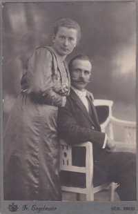 Parents Bedřich and Anna Hojers