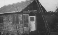 The garage being converted to a house which is now Jana Krčmářová's weekend house, Krhanice, 1960