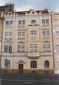 A block of flats in Holešovice bought by Josef Strnad, Jana Krčmářová's grandfather