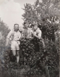 Štefan Ondirko (left) - photograph from the time of military service in PTP units (1953)