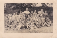The Pacov primary school near Klokoty-Tábor. Josef Trpák in the bottom row, fifth from the left, 1948