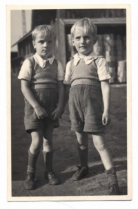 Jaromír Kerhart with his brother