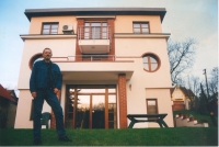 Bohuslav Kraus in front of the Villa Ľudmila, year 2005.
 