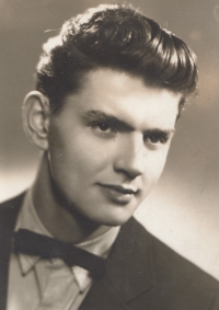 A photograph of a high school graduate Jaroslav Kubínek 