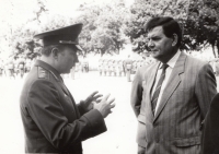 Jaroslav Kubínek with a soviet general Eduard Vorobjov before 1989