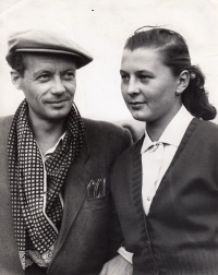 Eva Mudrová s kolegou Luborem Tokošem, 1953