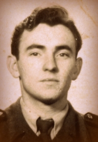 Bohuslav Šotola v roce 1954