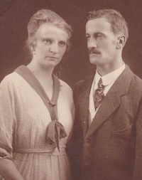 The uncle from Switzerland Fritz Mayer with his wife Heda, neé Doubravská – the great-aunt of the witness