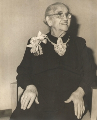 Leontyna Hirsch, great-grandmother of Jiřina Nováková from her mother's side, New York 1960