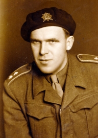 Major Jan Líman, father of the witness (Milovice, 1946)