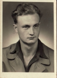 Jeden z hlavních členů odbojové skupiny Karel Vinický, počátek 50. let
