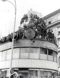 Čedok building under siege, August 1968 in the center of Brno 
