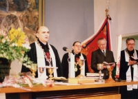 Diecézní shromáždění, Oldřich Richter v občanském obleku