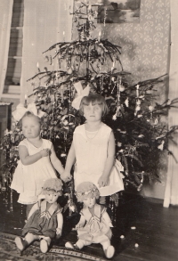 Věra Růžičková with her sister, Olga, at Christmastime in the late 1930s

