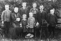 Původní rodina Petra Henzla