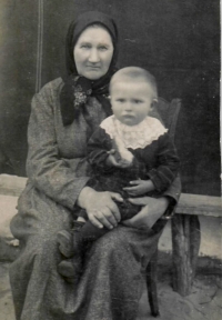 Michalička Josef - with grandmother Michaličkova in 1926