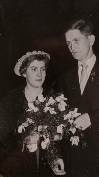 Wedding photo of Olga and Örna