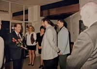 Václav Havel při návštěvě hotelu Václava Bruny v Českých Budějovicích (1994)