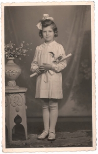 Holy Communion. 1946