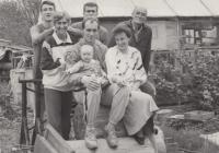 The Bubeník family. From the left, the top row: sons Jan Bubeník and Jiří Bubeník, Josef Bubeník. The bottom row from the left: wife Jitka Bubeníková, son Martin with granddaughter Anička, daughter-in-law Lenka. Rájov, 1990.