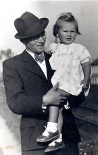 Maria Hrochová with her father, 1941
